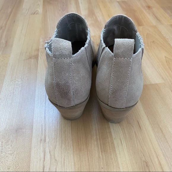 Dolce Vita Elfy Boots - Picture 3 of 5